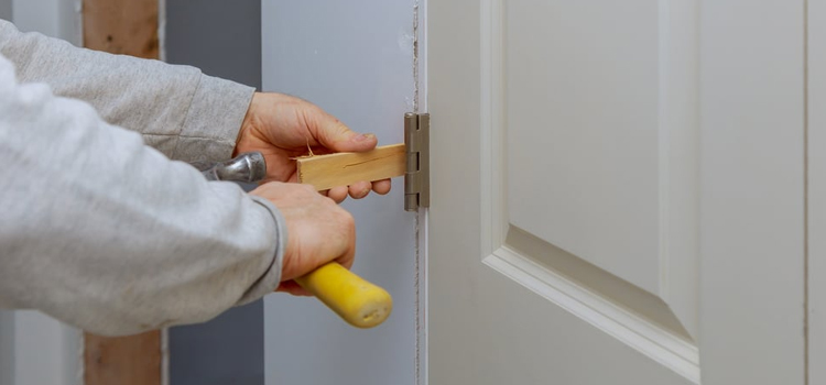 fiberglass entry door repair in Lynn Haven